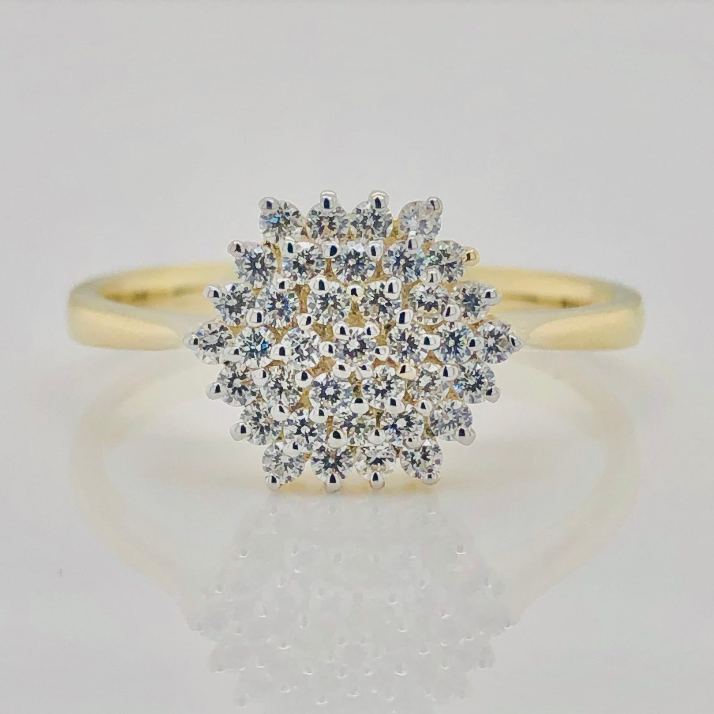 9ct Gold Cluster Ring With Cubic Zirconia Setting Gold Rings 