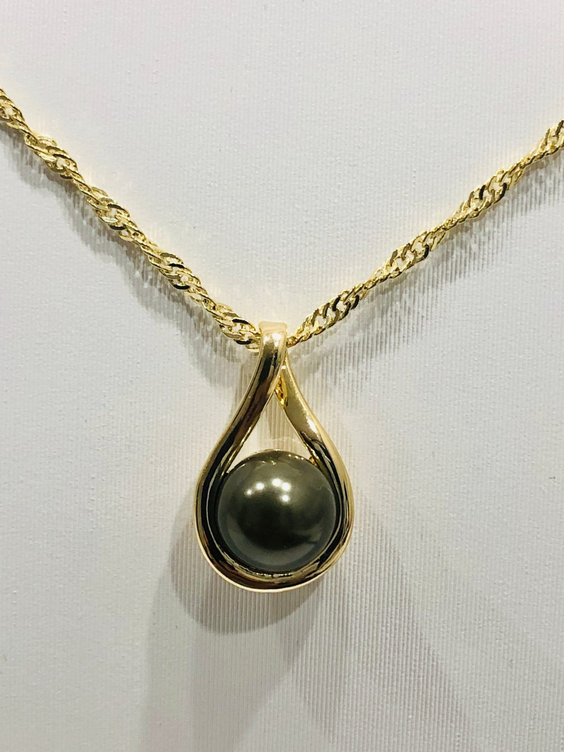 18ct Gold Plated Faux Pearl Pendant - 08 Fashion Jewellery 