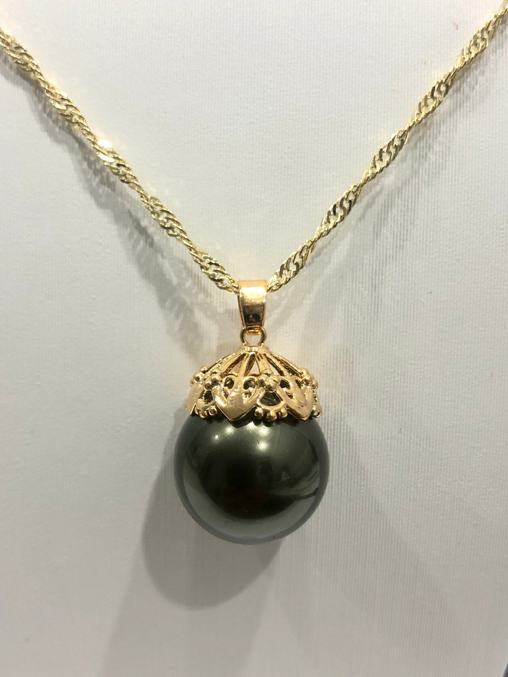 18ct Gold Plated Faux Pearl Pendant - 09 Fashion Jewellery 