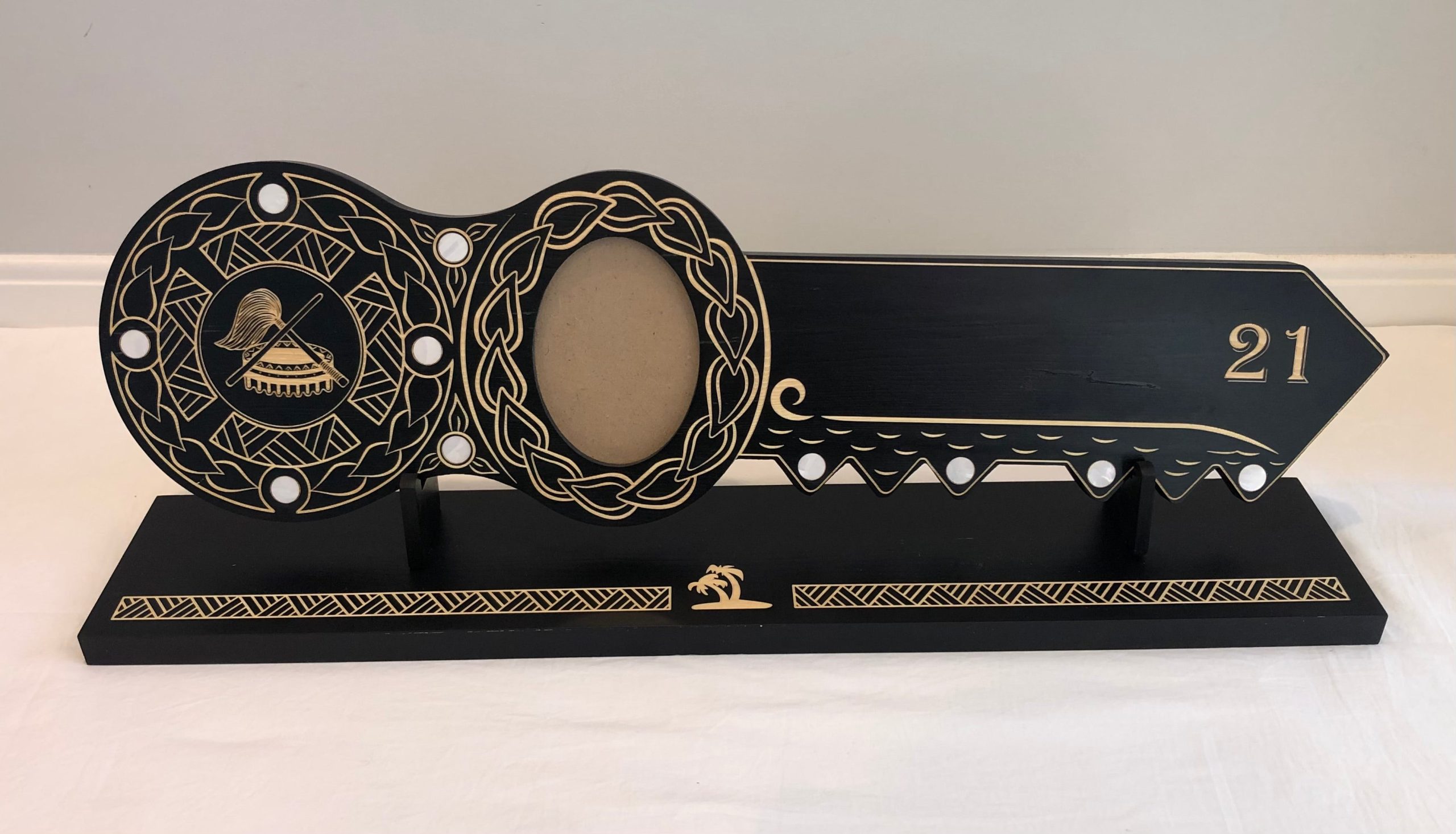 21st Island Design Key with Laser Engraved Samoan Tanoa and Fue & 21 with Round White Mother of Pearl Inlays with Matching Stand - Design 2119 (Stand) 21st Keys 