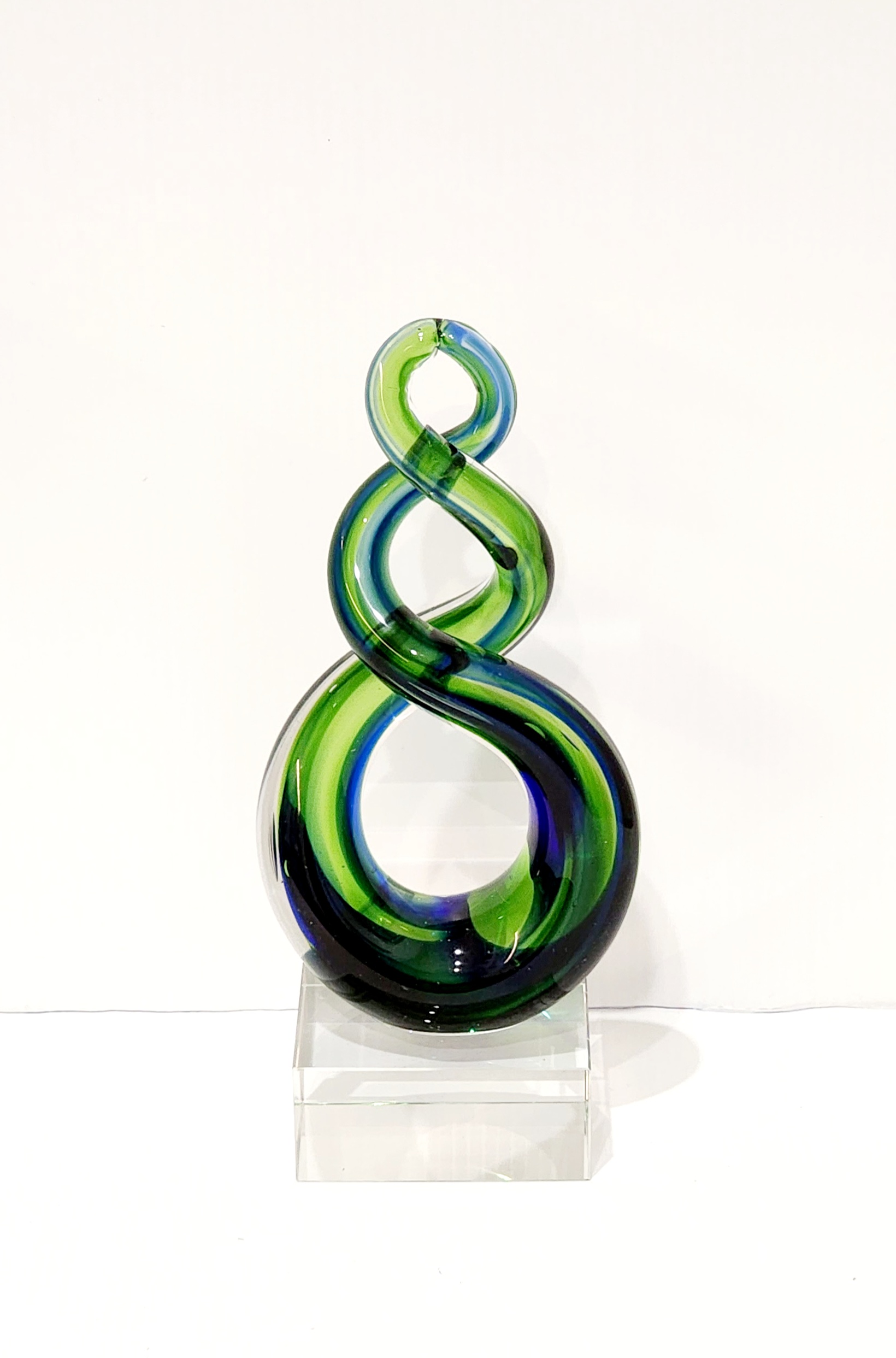 Beautiful Maori Design Double Twist Green & Blue Glass Award / Trophy - 180mm High 21st Keys 