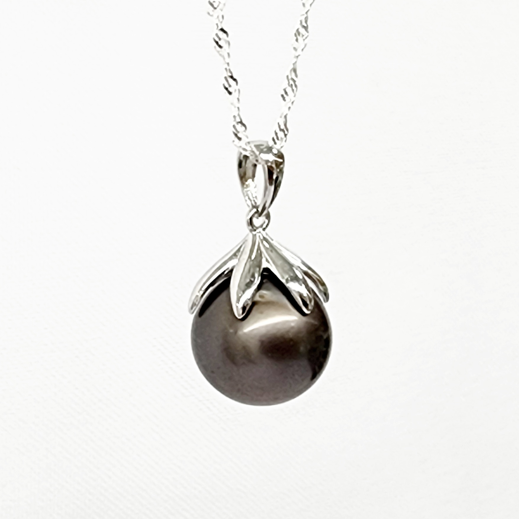 Sterling Silver 12.00mm Round Cook Island Black Pearl Pendant with Sterling Silver 6 Claw Cap Greenstone?Jewellery 
