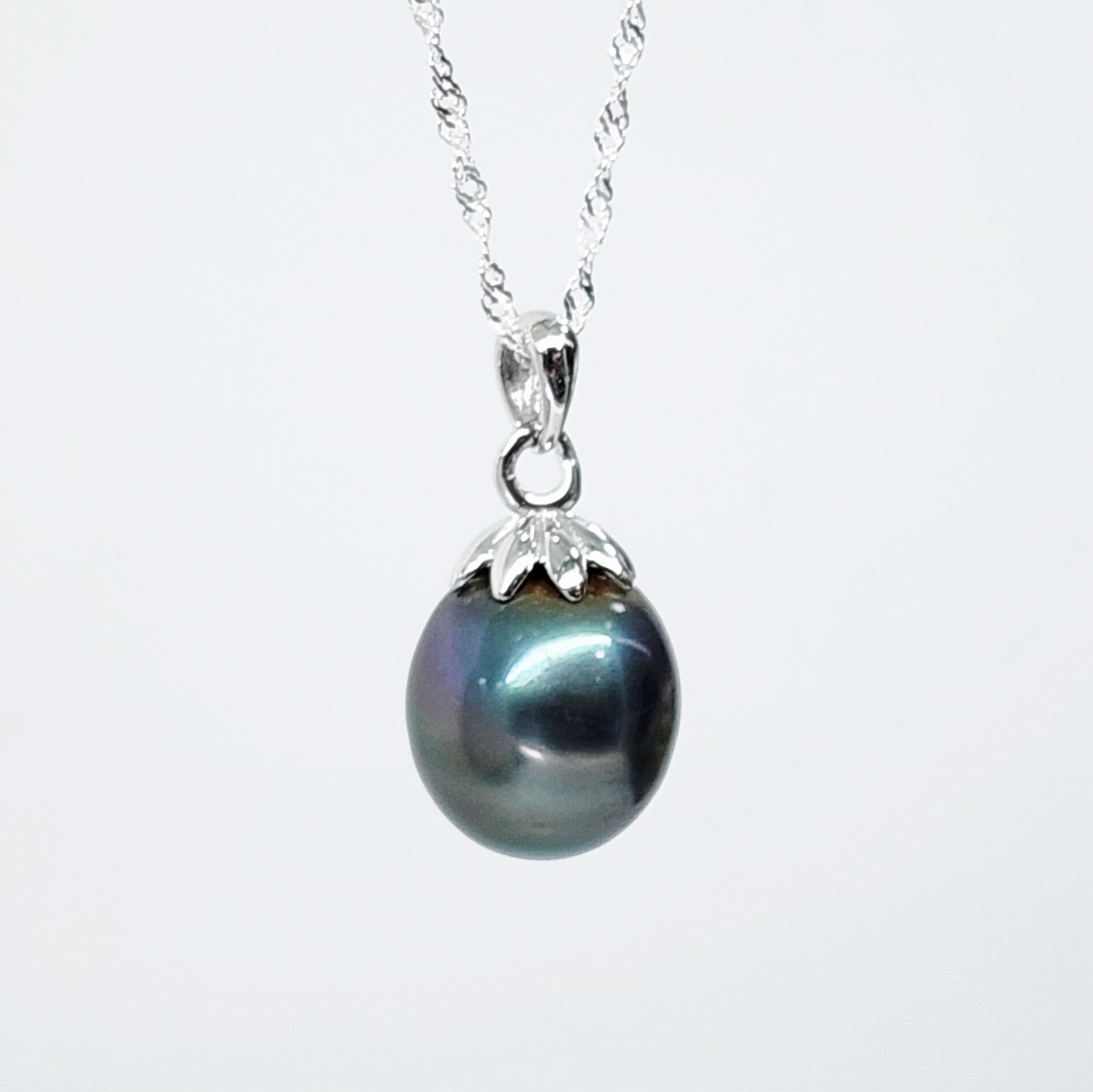 Sterling Silver 11-12mm Round Tahitian Green/Black Pearl Pendant with Sterling Silver Cap - SSRL04 Greenstone?Jewellery 