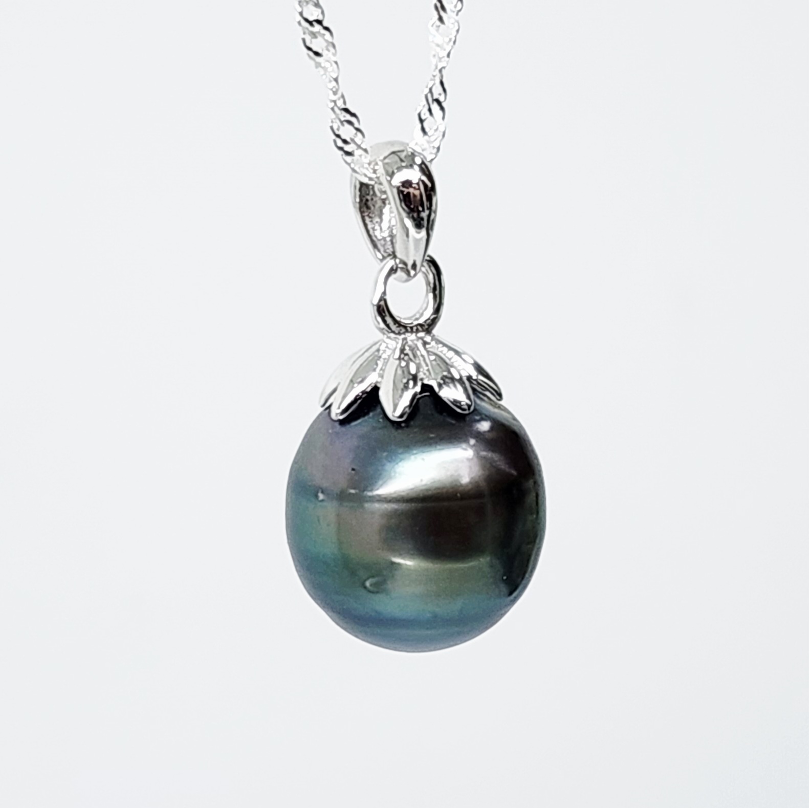 Sterling Silver 11-12mm Round Tahitian Green/Black Pearl Pendant with Sterling Silver Cap - SSRL06 Greenstone?Jewellery 